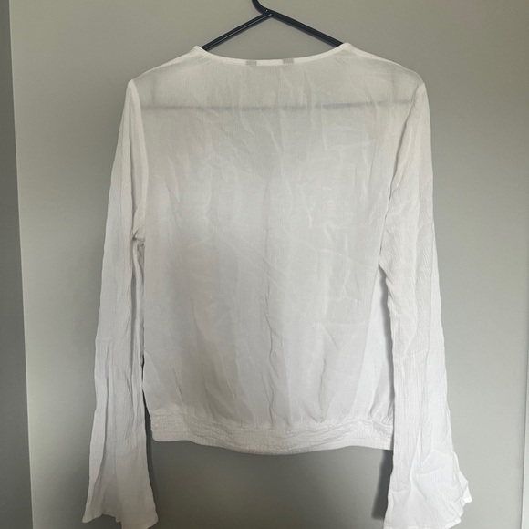 White long sleeved blouse - Picture 2 of 4